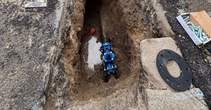 photo d'une canalisation d'eau potable lors d'une recherche de fuite